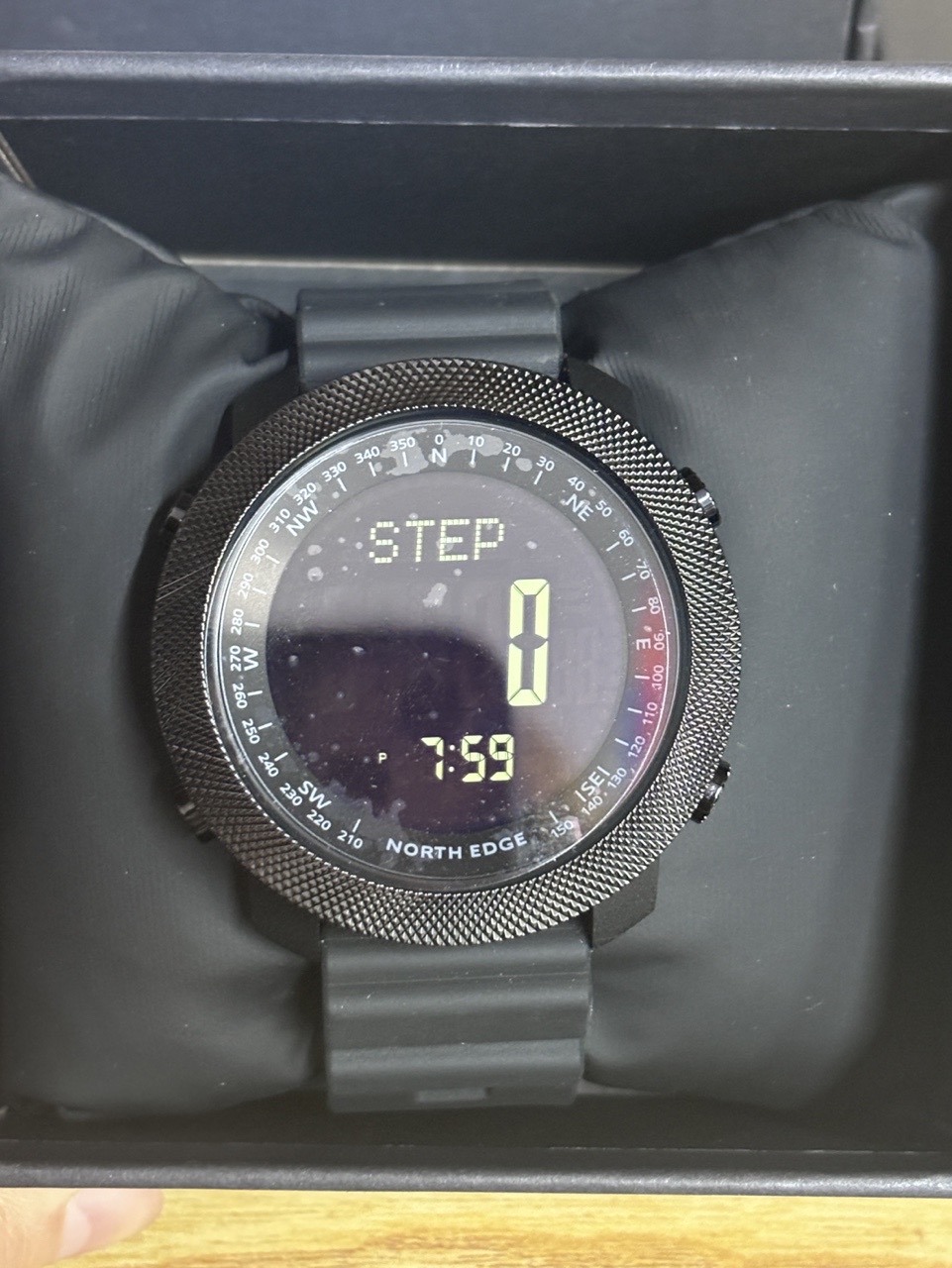Altimeter Compass Watch - メンズデジタル腕時計 NORTH EDGE DESERT アウトドアスポーツ ランニング