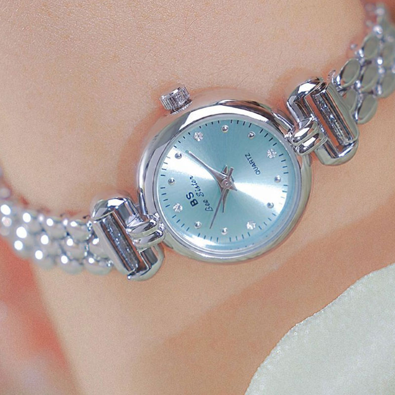 Minimalist Thin Watch - 女性のための高級時計,シルバーブルーカラー,絶妙なブレスレット,小さなダイヤル,防水,シンプルなクォーツ,新しい2022