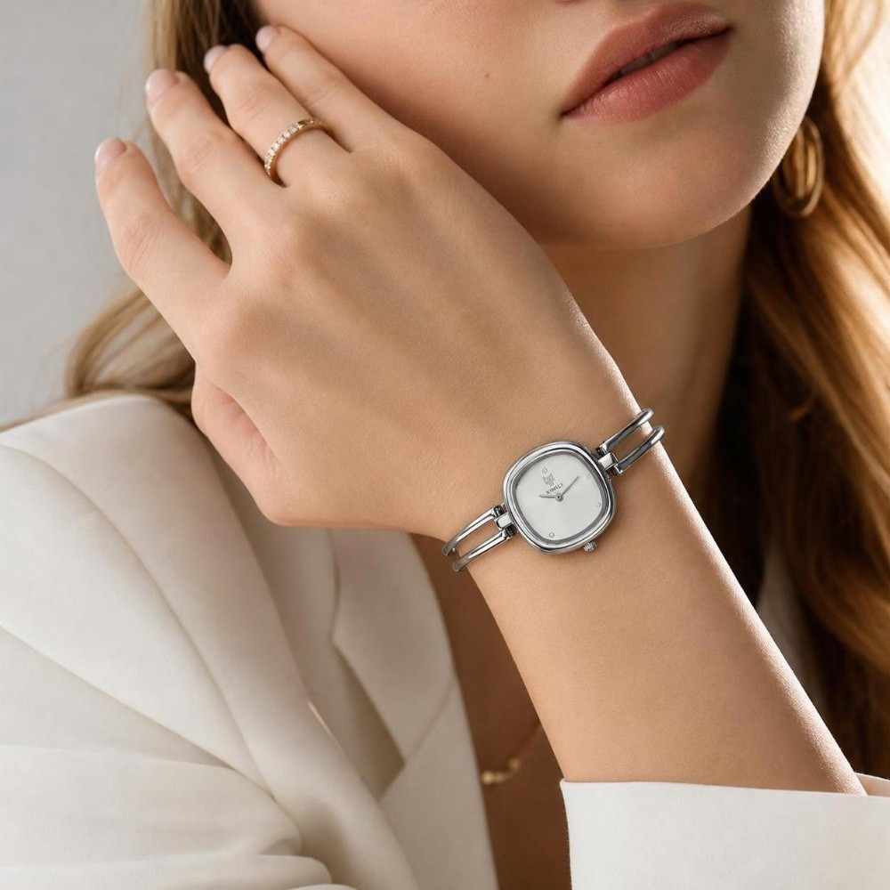 ソリッドカラーダイヤルスクエアバングルウォッチ超薄型カーブス - Minimalist Thin Watch のレビューと価格